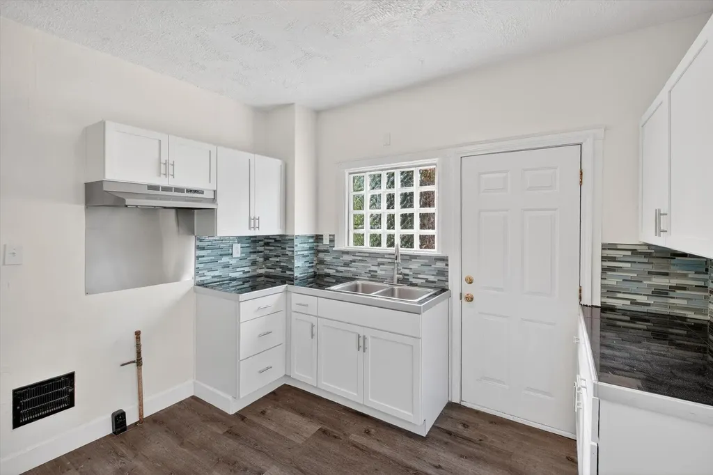 57 Richton Street Highland Park City MI 48203