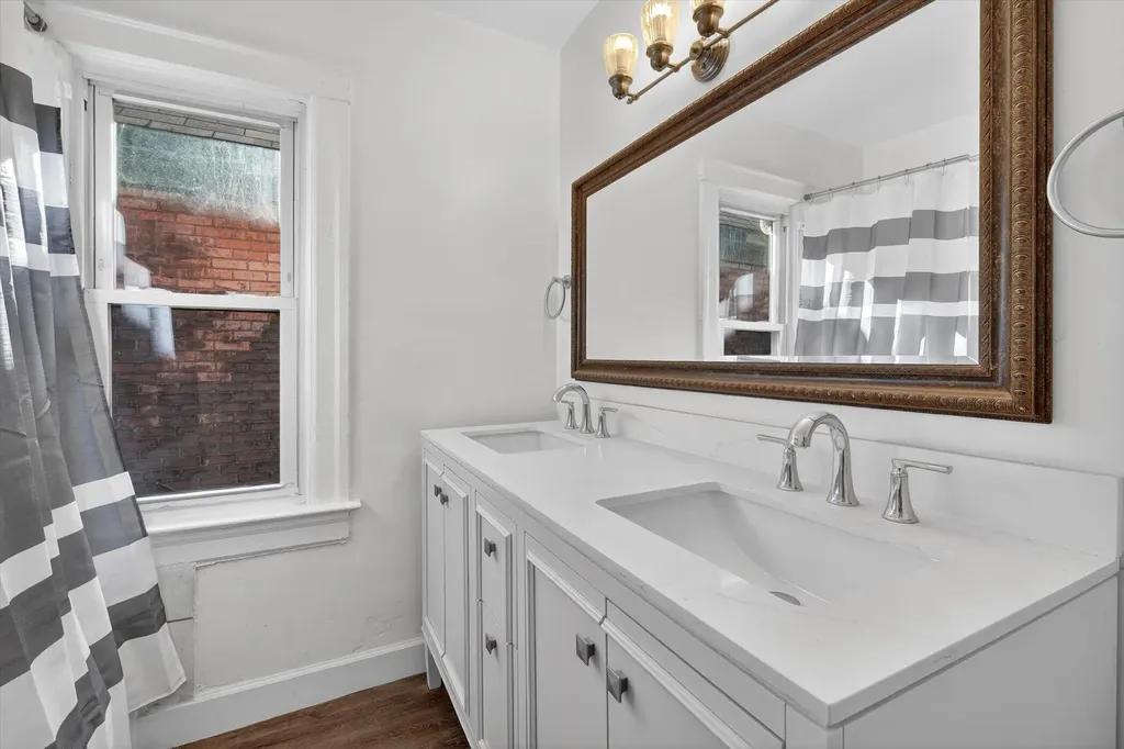 57 Richton Street Highland Park City MI 48203