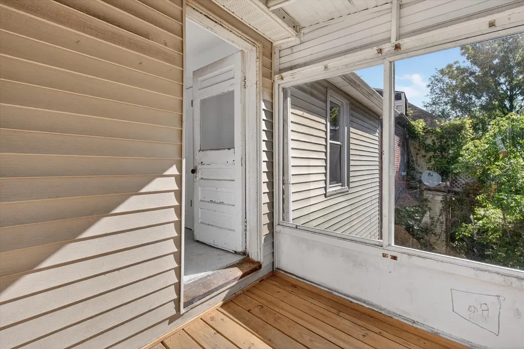 57 Richton Street Highland Park City MI 48203