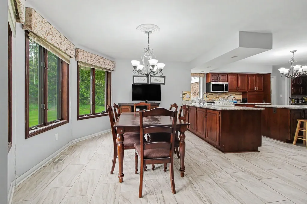 5026 Arbor Valley Lane Superior Charter Township MI 48105