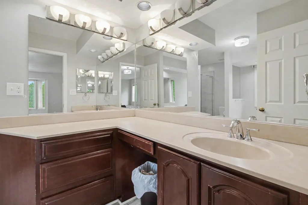 5026 Arbor Valley Lane Superior Charter Township MI 48105