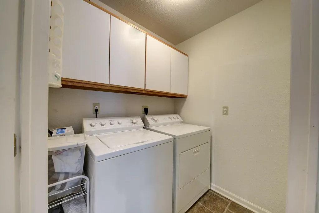 1526 Long Meadow Trail Pittsfield Charter Township MI 48108
