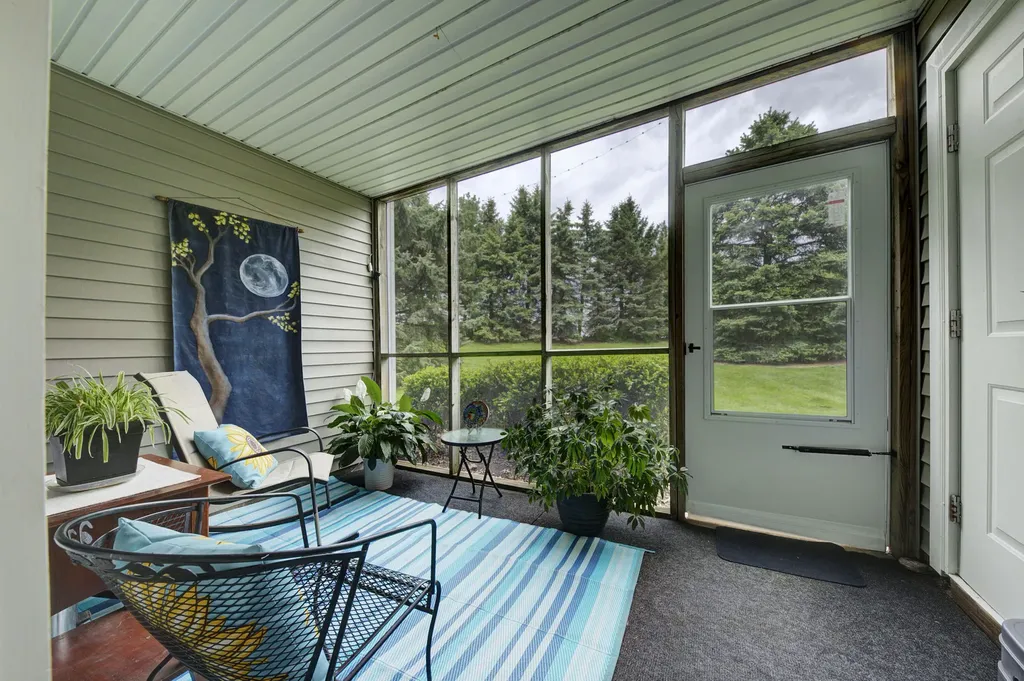 1526 Long Meadow Trail Pittsfield Charter Township MI 48108