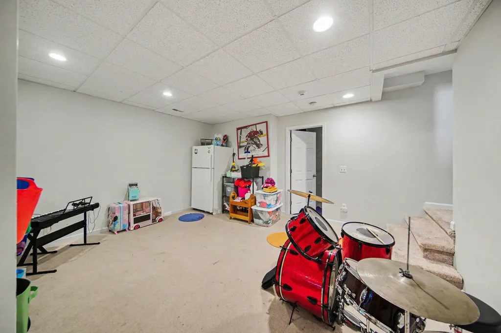 627 Jefferson Lane Milan City MI 48160