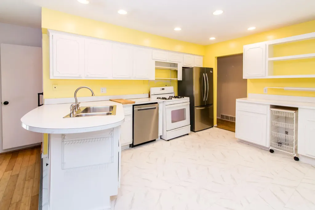 2432 Nixon Road Ann Arbor City MI 48105