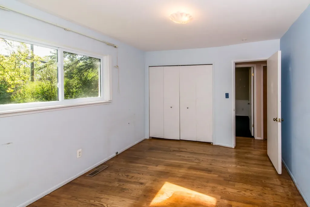 2432 Nixon Road Ann Arbor City MI 48105