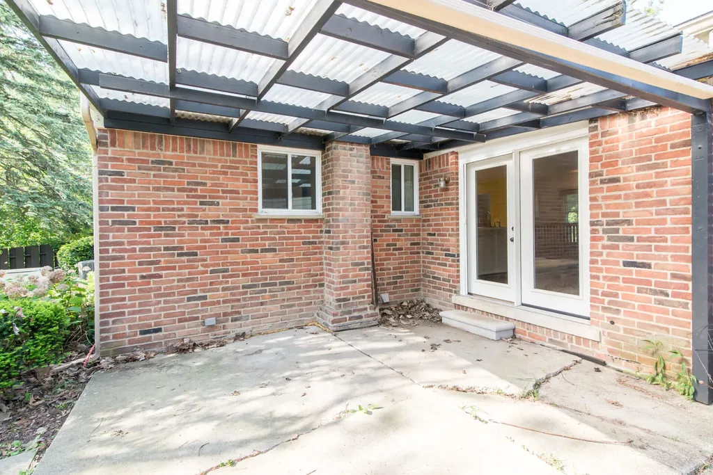 2432 Nixon Road Ann Arbor City MI 48105