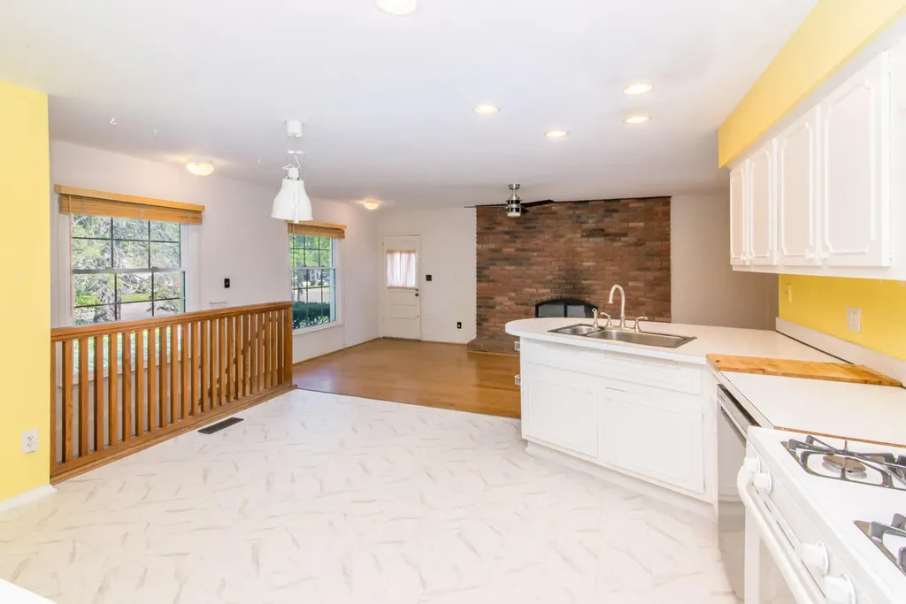 2432 Nixon Road Ann Arbor City MI 48105