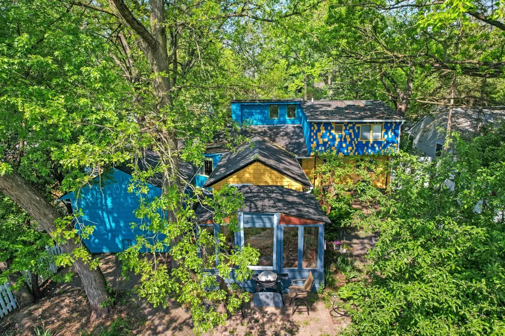 2371 Yost Boulevard Ann Arbor City MI 48104