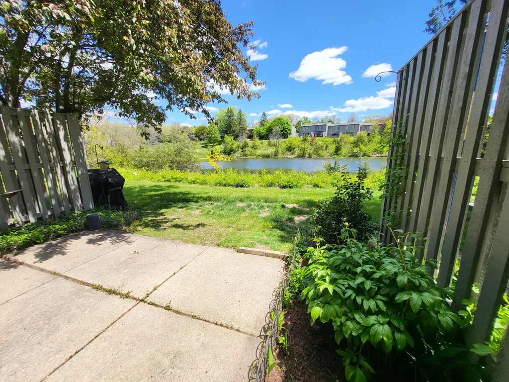 740 Peninsula Court Ann Arbor City MI 48105