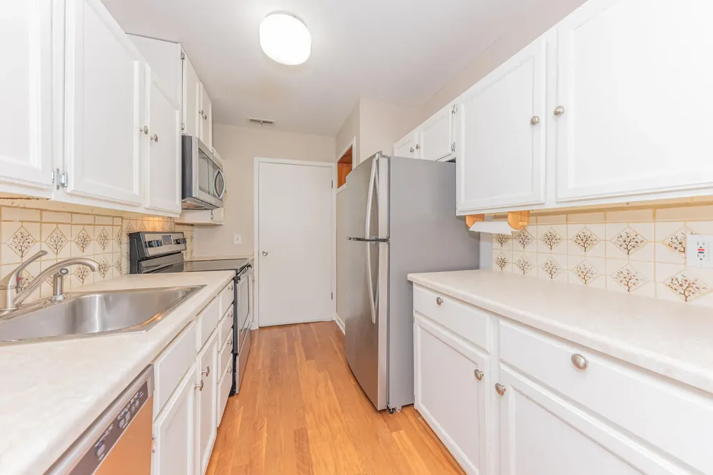 740 Peninsula Court Ann Arbor City MI 48105