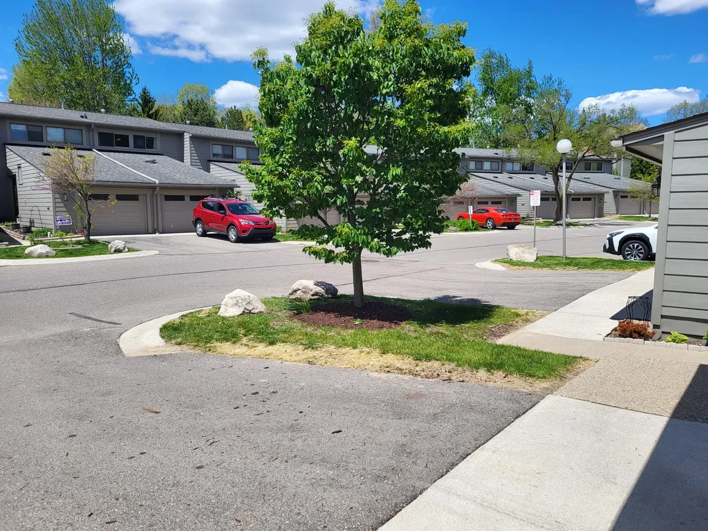 740 Peninsula Court Ann Arbor City MI 48105
