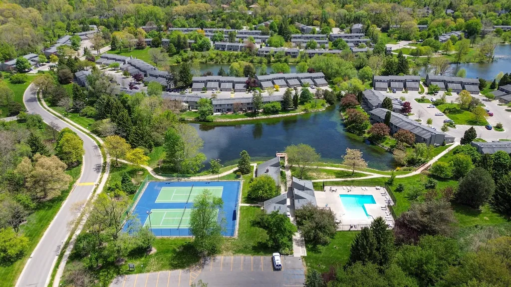 740 Peninsula Court Ann Arbor City MI 48105