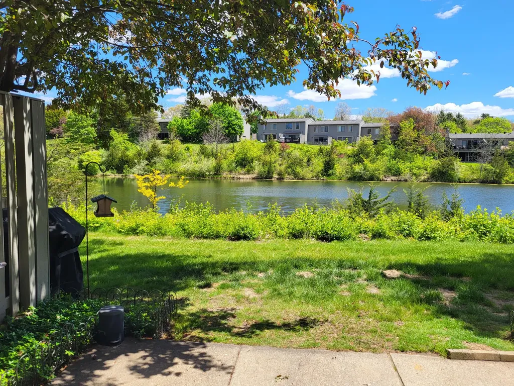 740 Peninsula Court Ann Arbor City MI 48105
