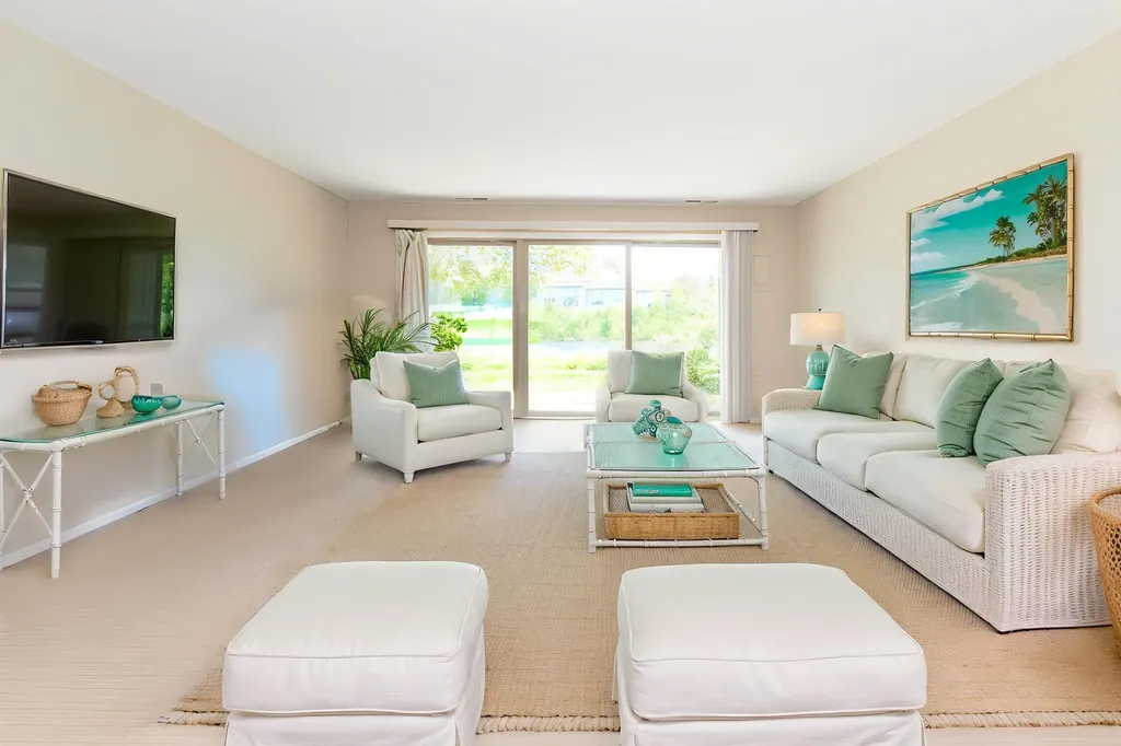 740 Peninsula Court Ann Arbor City MI 48105