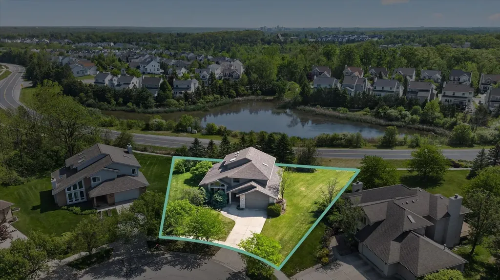 3232 Bellflower Court Scio Township MI 48103