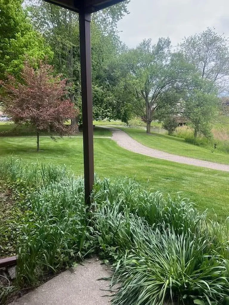 1472 W Chateau Vert Street Ypsilanti Charter Township MI 48197