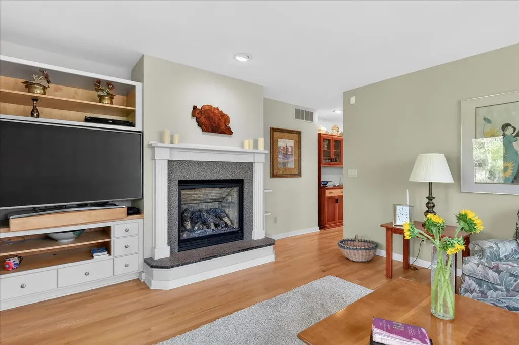 2525 Hickory Road Scio Township MI 48103