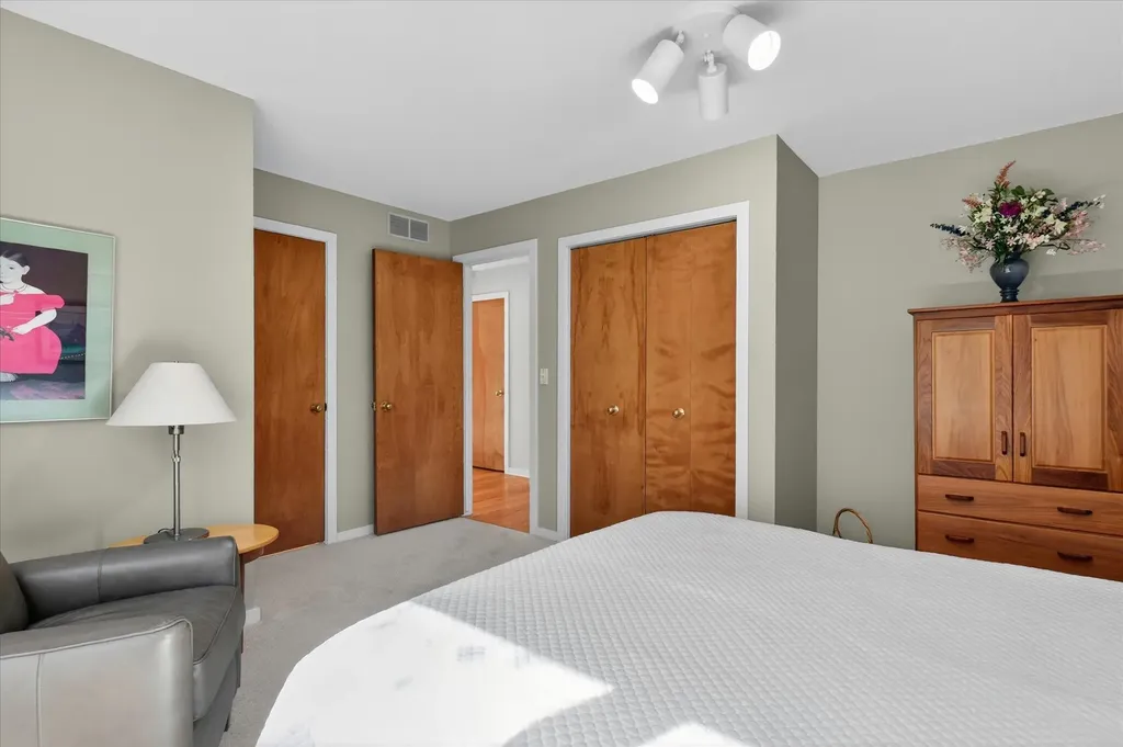 2525 Hickory Road Scio Township MI 48103