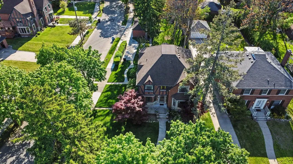 19181 Berkeley Road Detroit City MI 48221