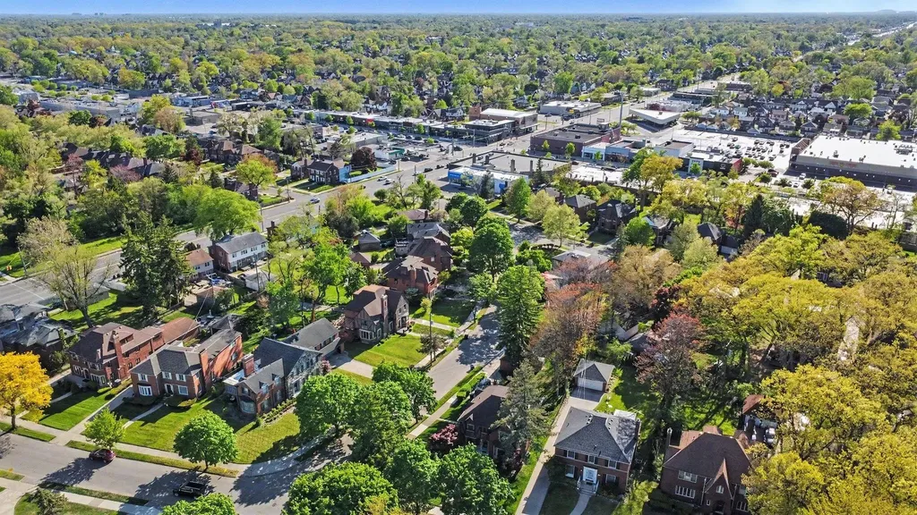 19181 Berkeley Road Detroit City MI 48221