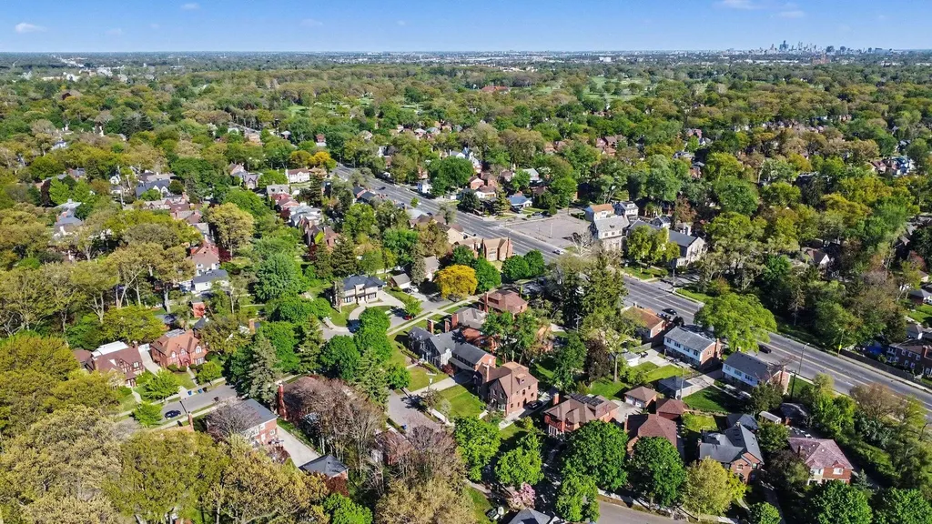 19181 Berkeley Road Detroit City MI 48221