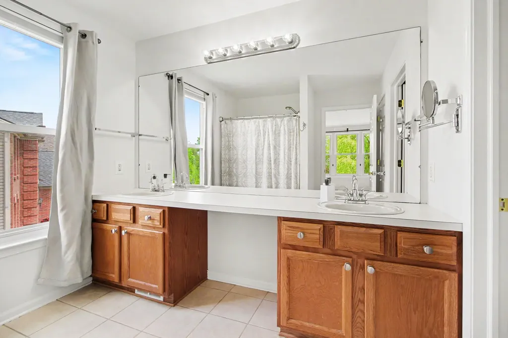 7469 Dover Drive Ypsilanti Charter Township MI 48197