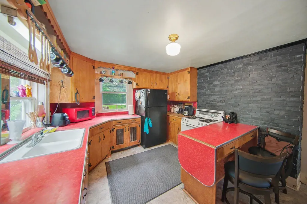 1011 W Maumee Street Adrian City MI 49221