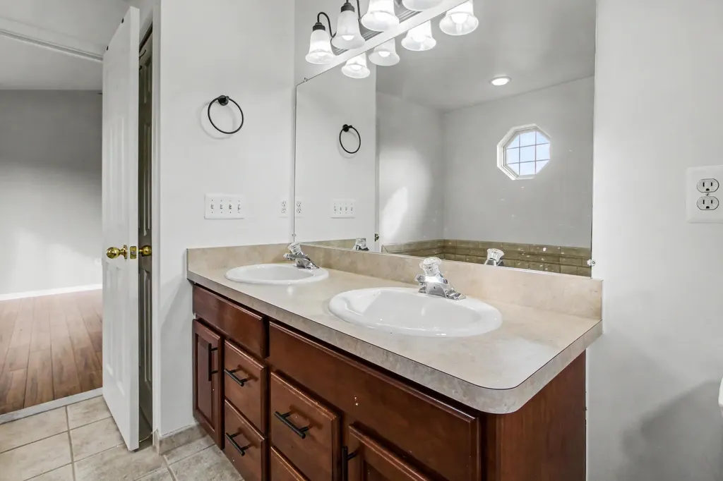 173 Wild Ivy Court Scio Township MI 48103