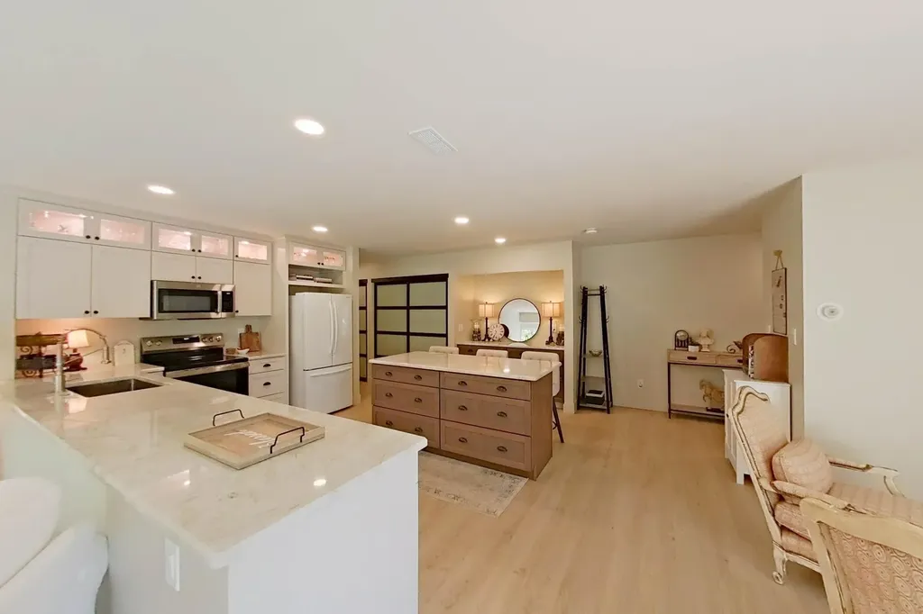 8159 Colony Drive Grosse Ile Township MI 48138