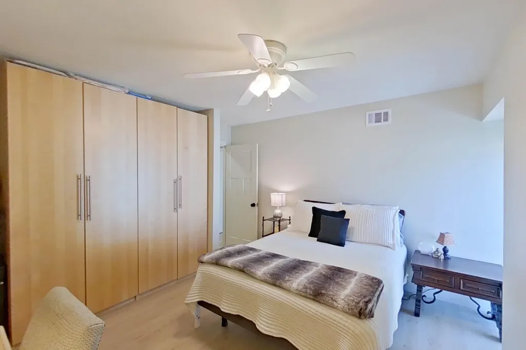 8159 Colony Drive Grosse Ile Township MI 48138