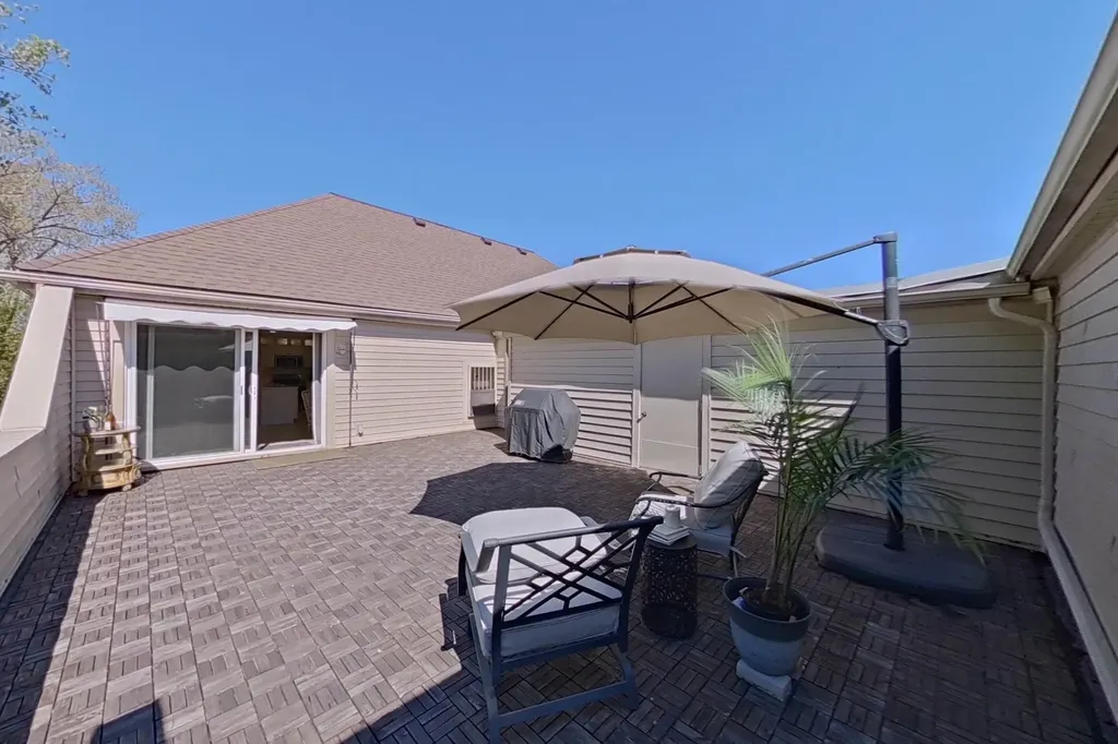 8159 Colony Drive Grosse Ile Township MI 48138