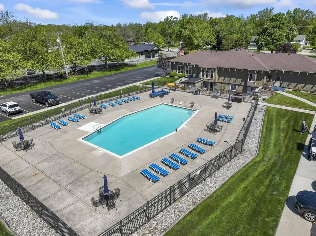 8159 Colony Drive Grosse Ile Township MI 48138