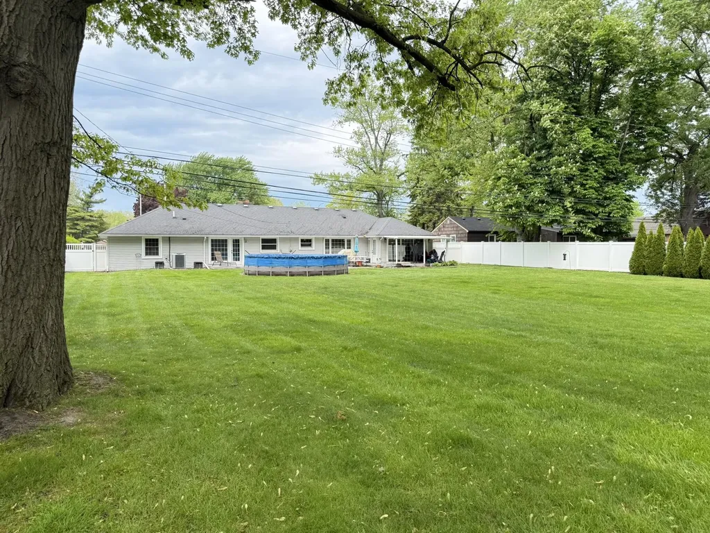 14231 Racho Boulevard Taylor City MI 48180