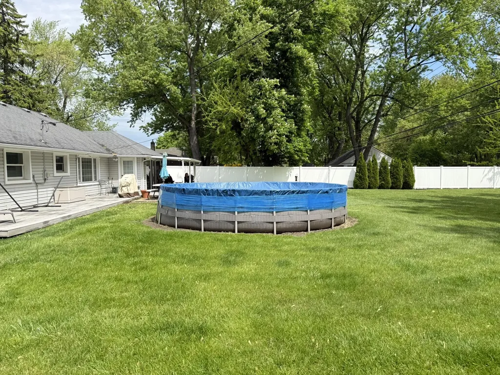 14231 Racho Boulevard Taylor City MI 48180