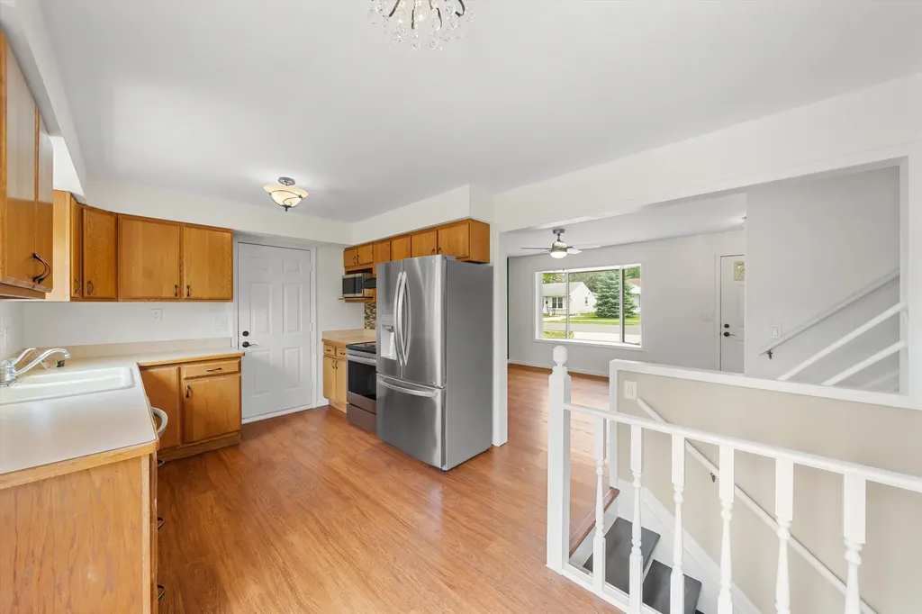 15420 Burr Street Taylor City MI 48180