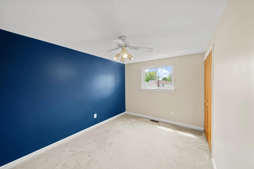 15420 Burr Street Taylor City MI 48180