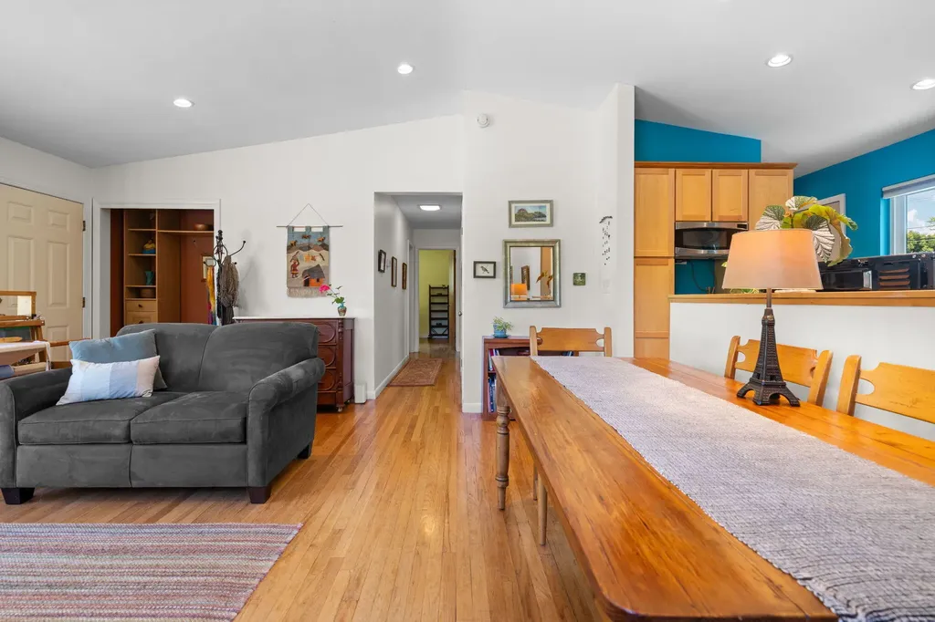 1500 Las Vegas Drive Ann Arbor City MI 48103