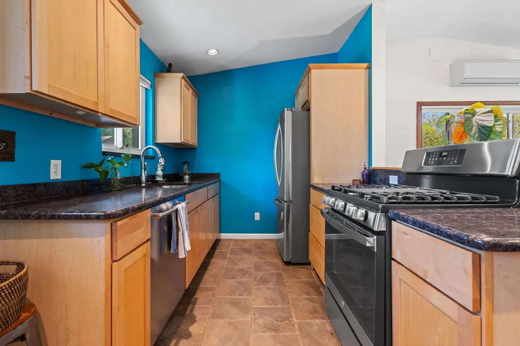 1500 Las Vegas Drive Ann Arbor City MI 48103