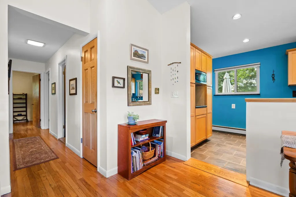 1500 Las Vegas Drive Ann Arbor City MI 48103