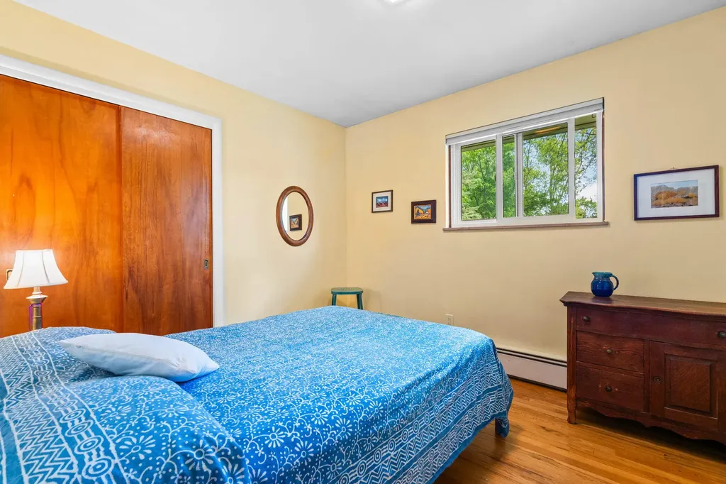 1500 Las Vegas Drive Ann Arbor City MI 48103