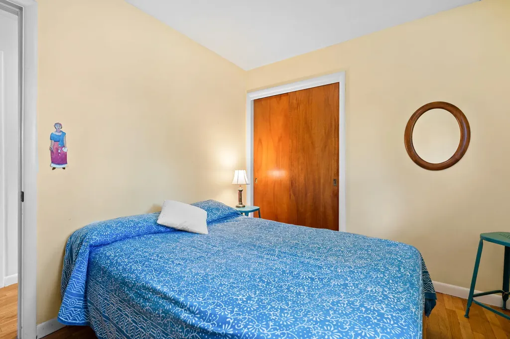 1500 Las Vegas Drive Ann Arbor City MI 48103