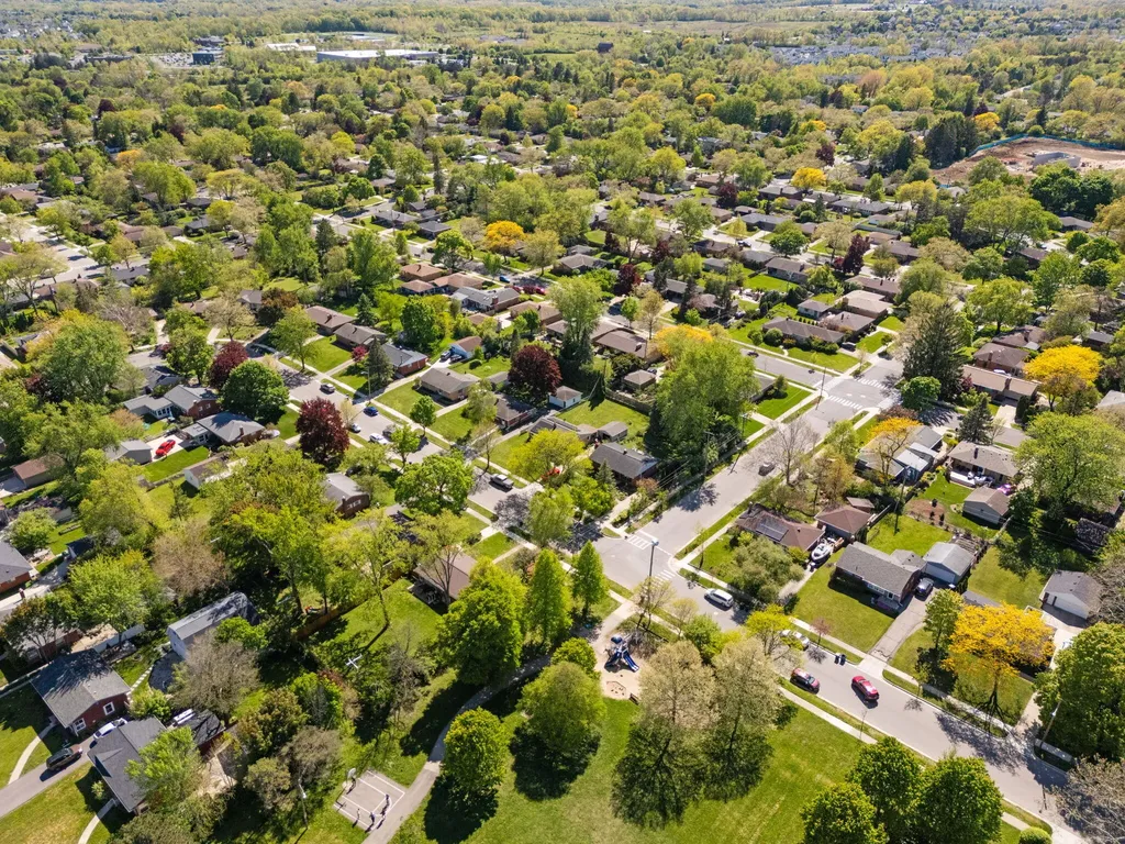 1500 Las Vegas Drive Ann Arbor City MI 48103