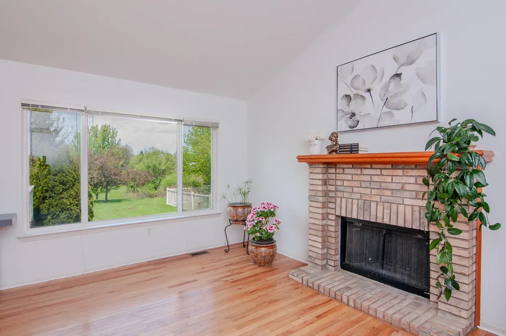 4227 Woodcrest Court Pittsfield Charter Township MI 48197