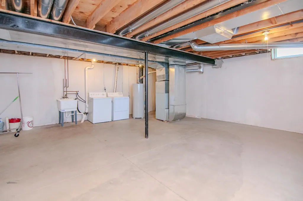 4227 Woodcrest Court Pittsfield Charter Township MI 48197