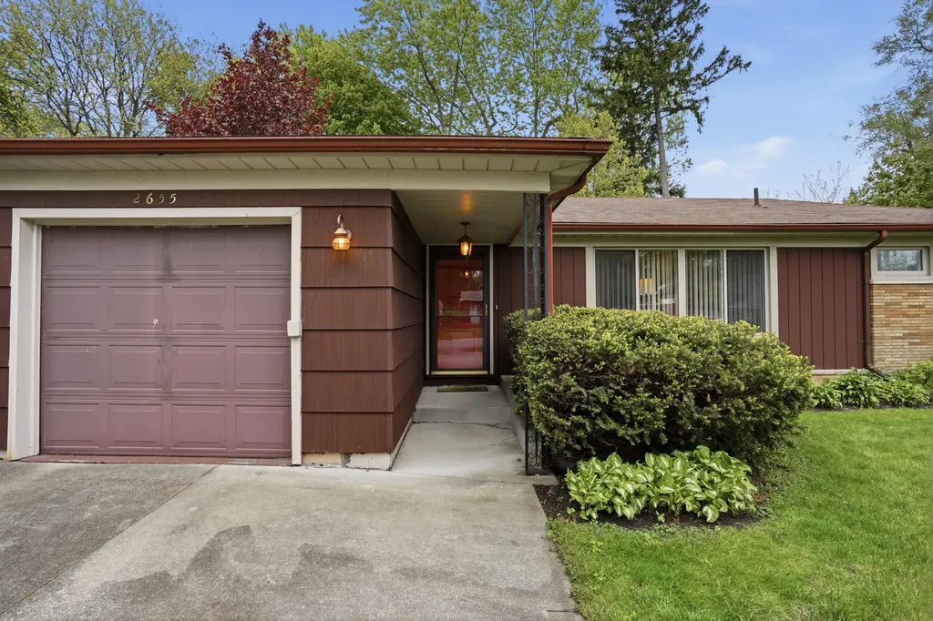 2655 Elsinore Drive Waterford Charter Township MI 48328