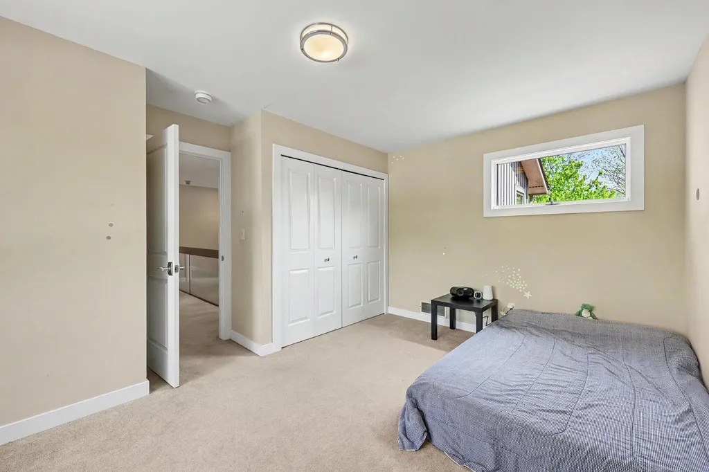 2728 Holyoke Lane Ann Arbor City MI 48103