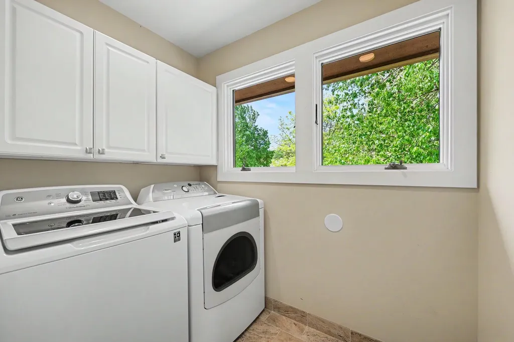 2728 Holyoke Lane Ann Arbor City MI 48103