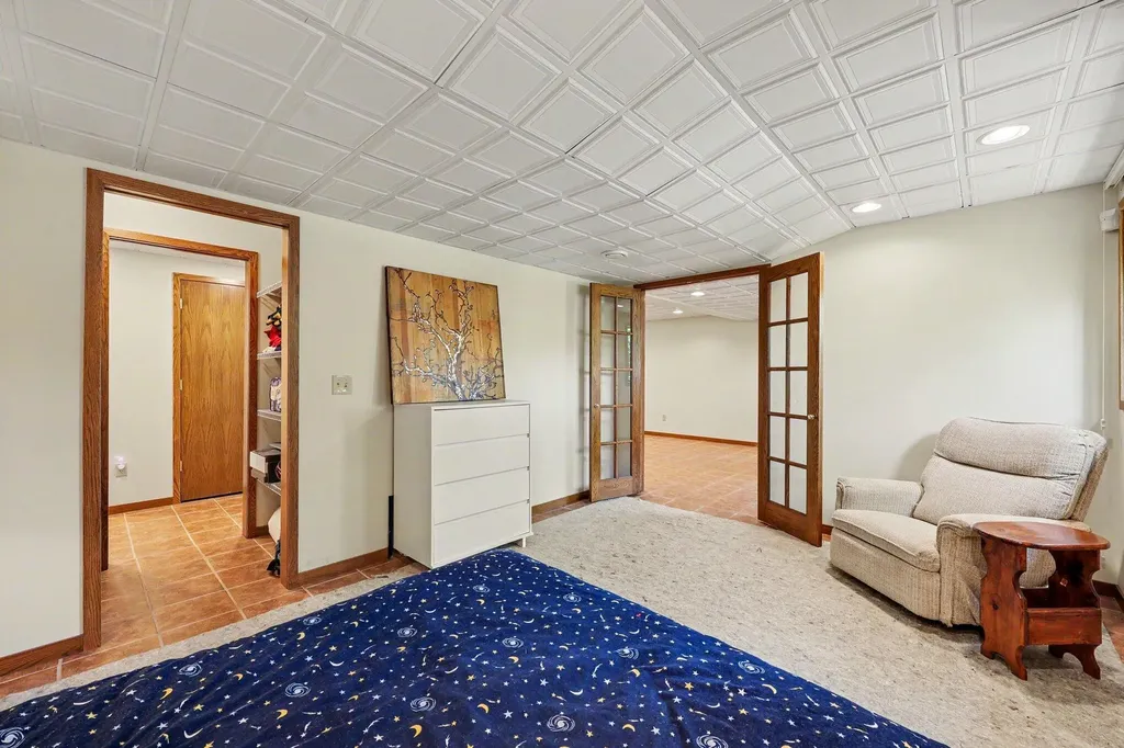 2728 Holyoke Lane Ann Arbor City MI 48103
