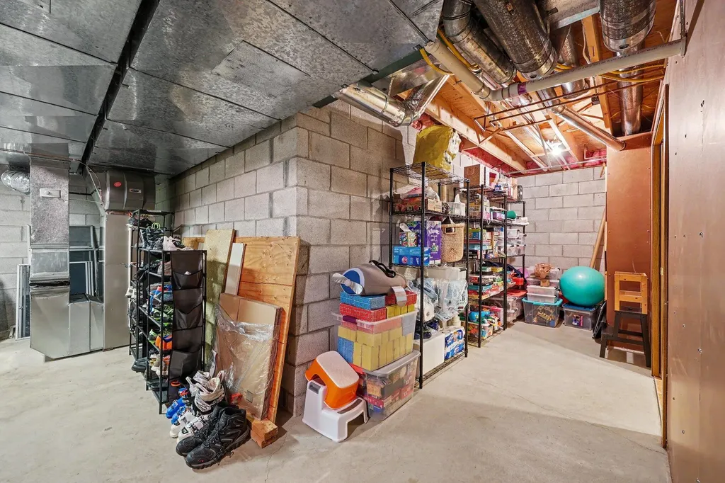 2728 Holyoke Lane Ann Arbor City MI 48103